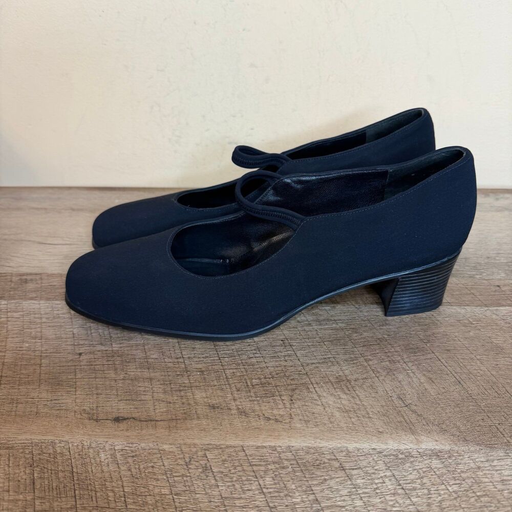 Munro Women's Black Mary Jane Block Heel Shoes size 11N pumps